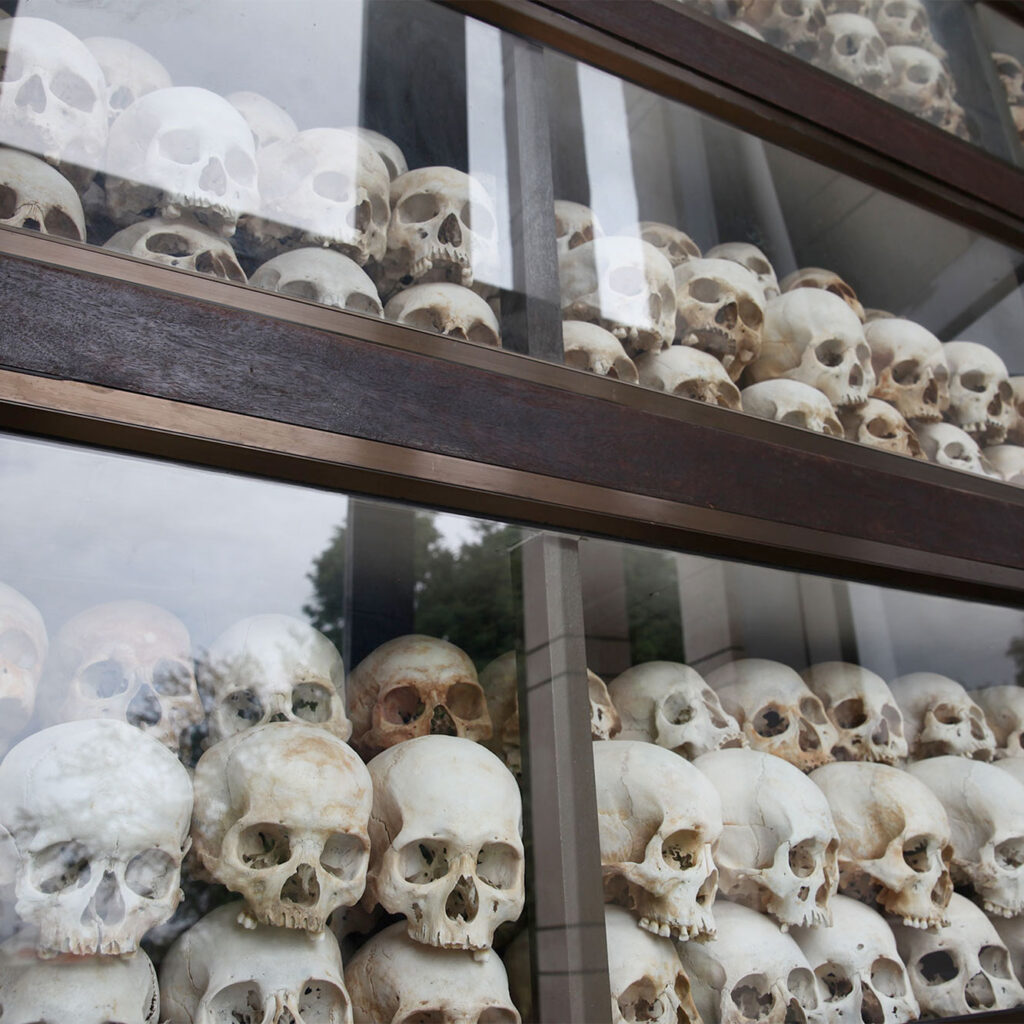 Menschliche Schädel in einer Gedenkstätte für die Opfer der Roten Khmer.